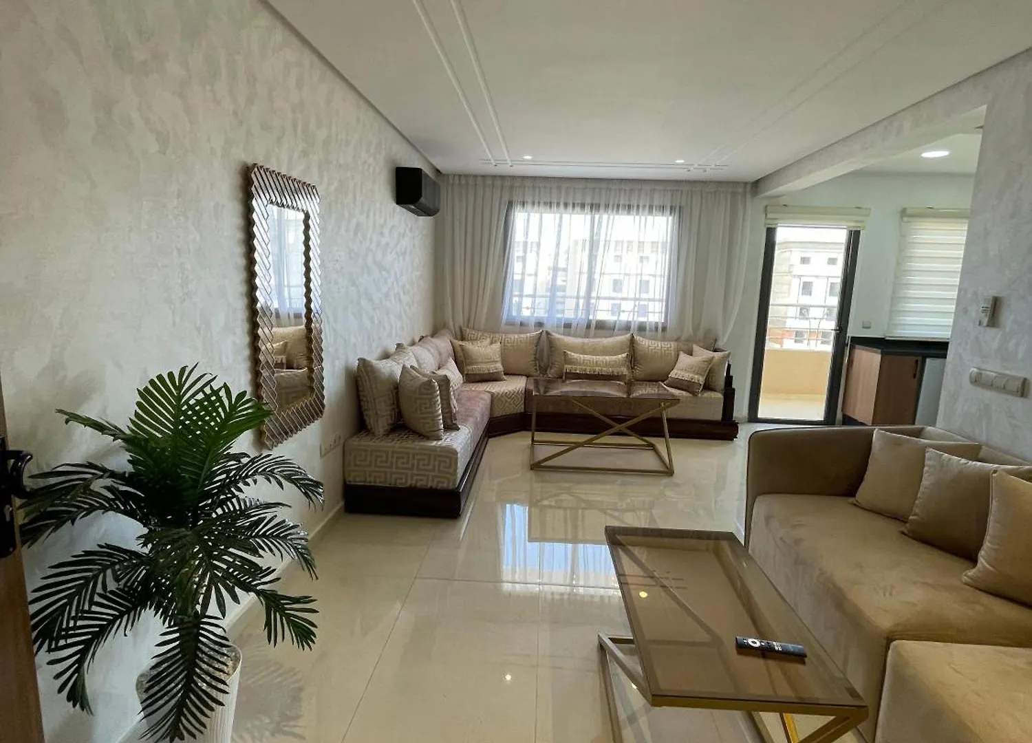 Appartement Confortable Avec Piscine Interieur Marrakesh Apartment