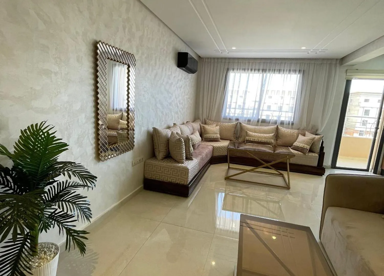 Appartement Confortable Avec Piscine Interieur Marrakesh Morocco